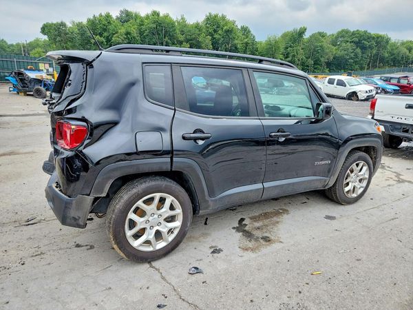 2017 JEEP RENEGADE LATITUDE 4X2