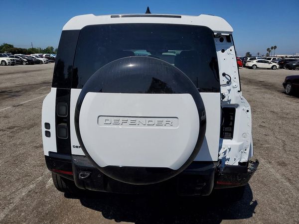 2026 LAND ROVER DEFENDER 110 X-Dynamic SE