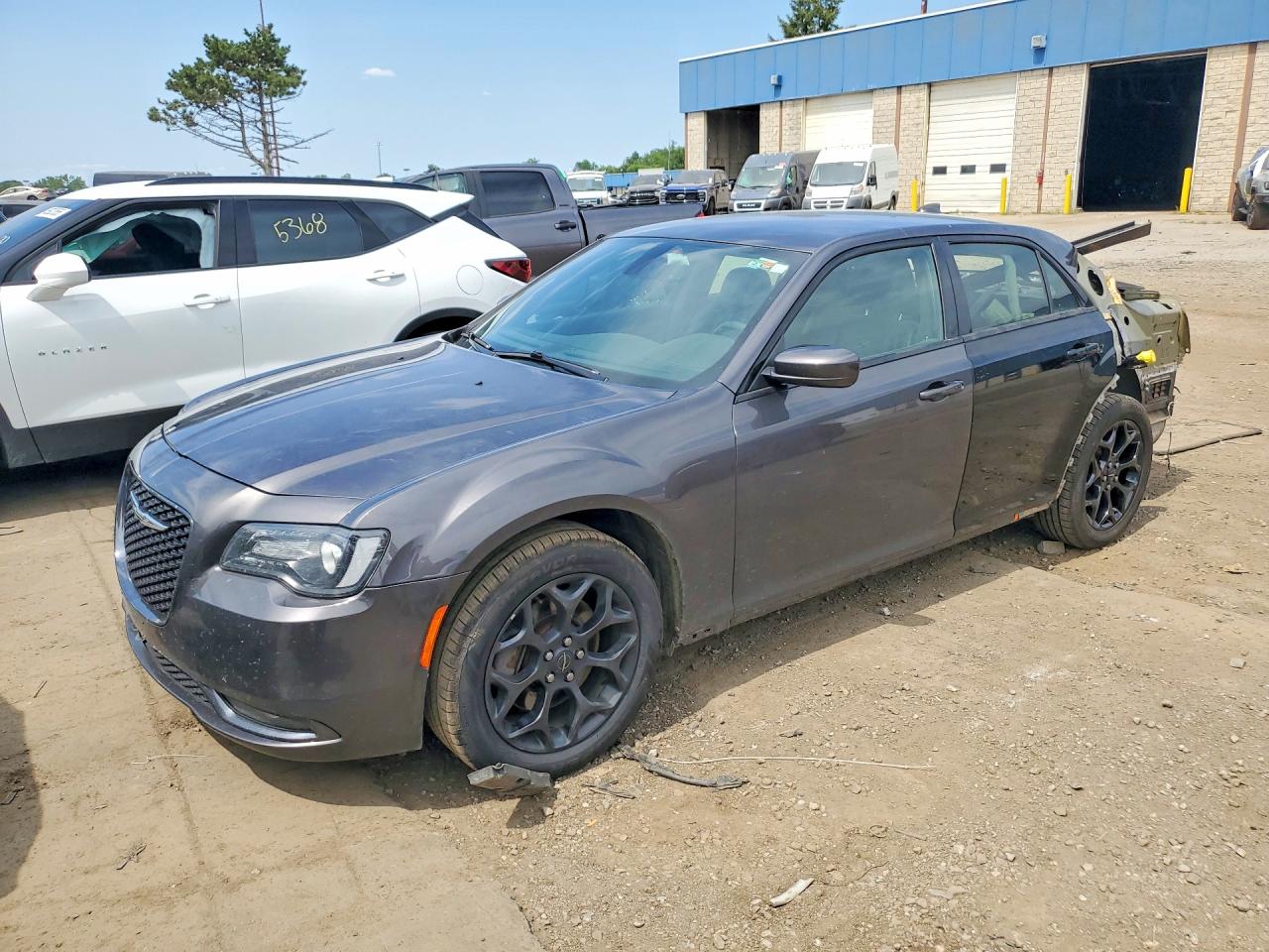2019 CHRYSLER 300