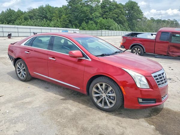 2013 CADILLAC XTS Base