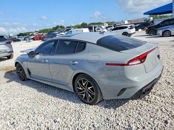 2023 KIA STINGER