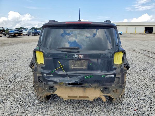 2017 JEEP RENEGADE LATITUDE 4X4