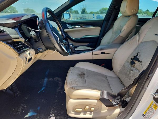 2017 CADILLAC CTS Luxury