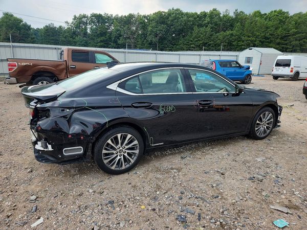 2021 LEXUS ES 300h Premium