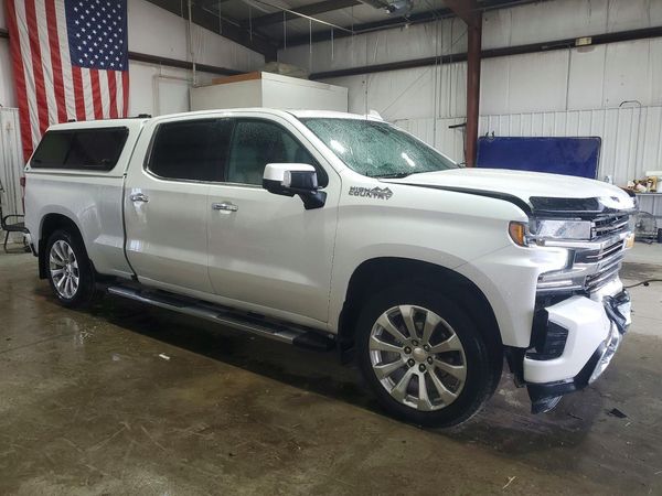2022 CHEVROLET SILVERADO High Country
