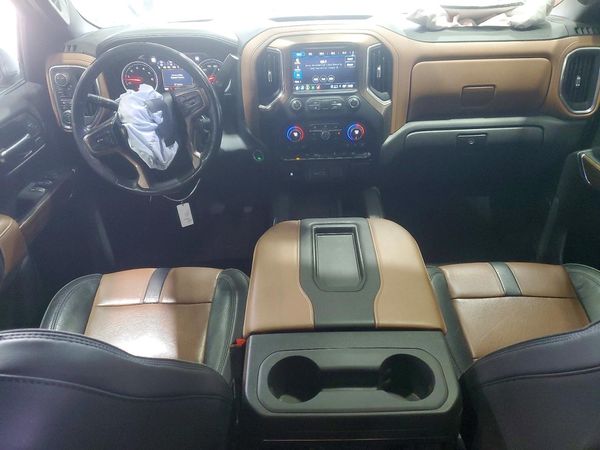 2022 CHEVROLET SILVERADO High Country
