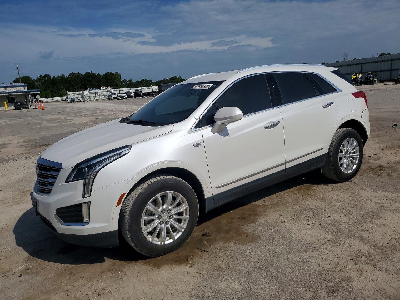 2017 CADILLAC XT5