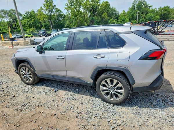 2019 TOYOTA RAV4