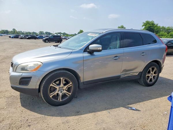 2012 VOLVO XC60