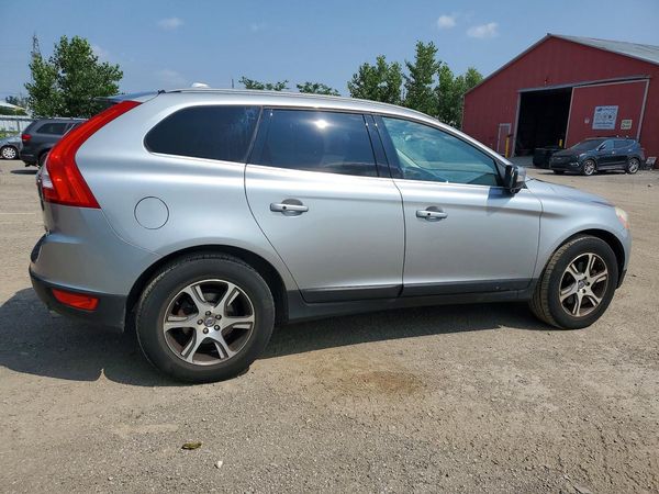 2012 VOLVO XC60