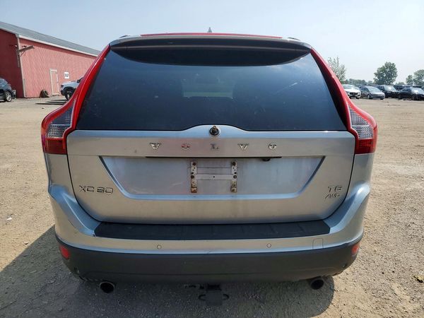 2012 VOLVO XC60