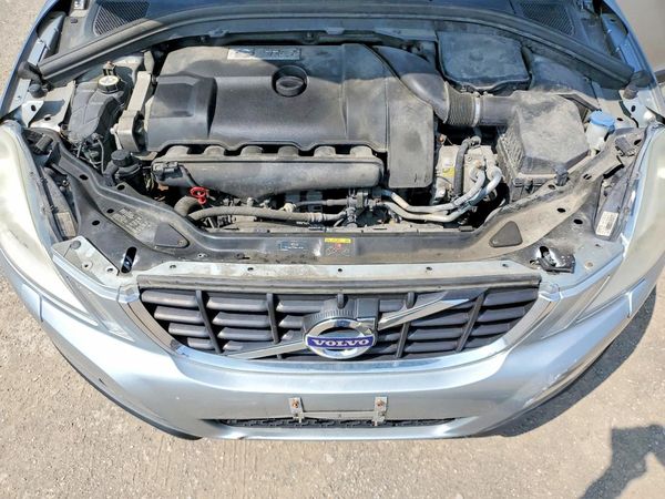 2012 VOLVO XC60