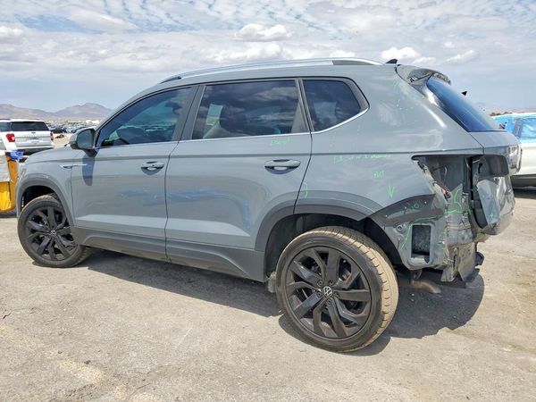 2022 VOLKSWAGEN TAOS
