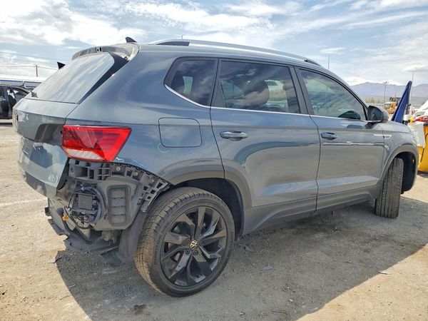 2022 VOLKSWAGEN TAOS