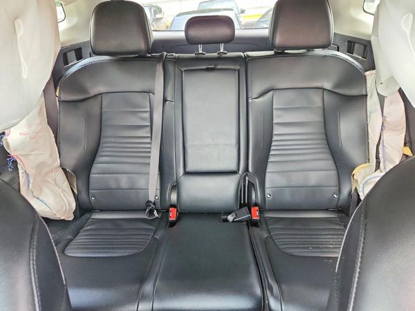 2024 KIA SPORTAGE SX-PRESTIGE or SX-P