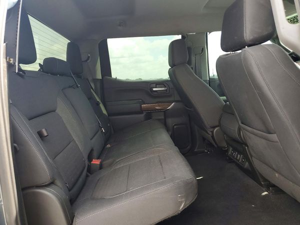 2019 CHEVROLET SILVERADO RST