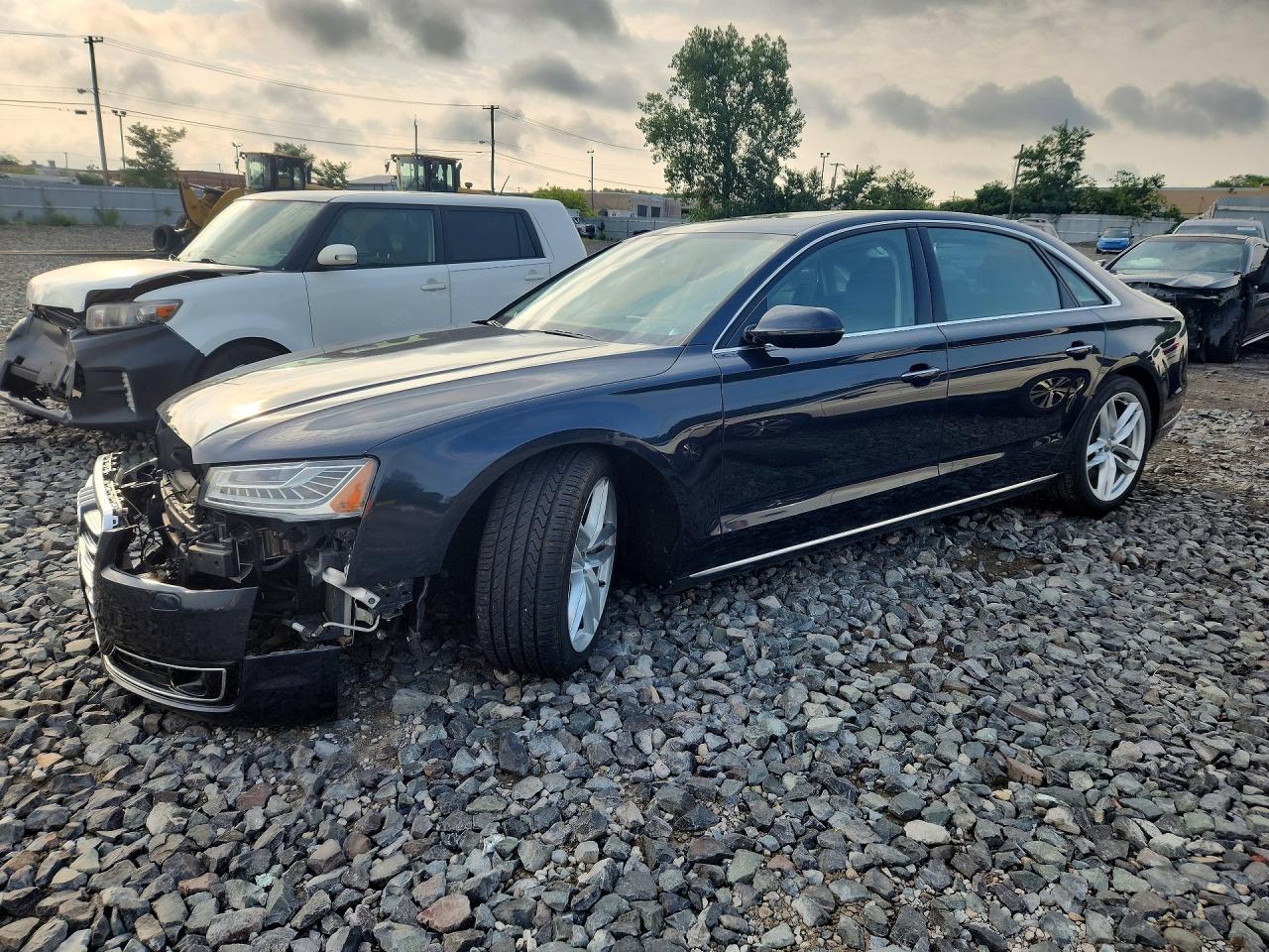 2015 AUDI A8 L