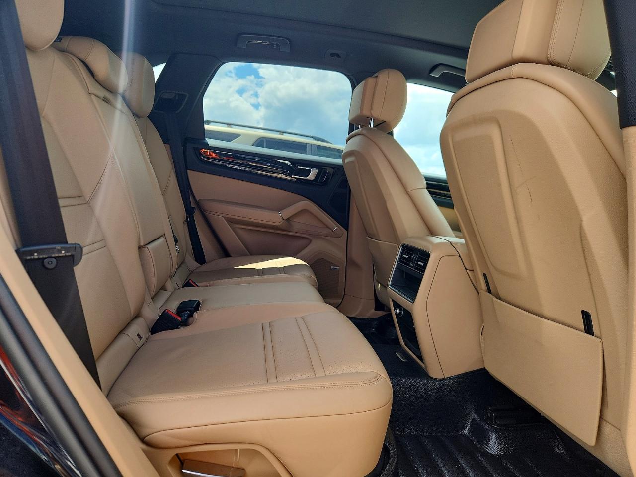 2019 PORSCHE CAYENNE S E-Hybrid
