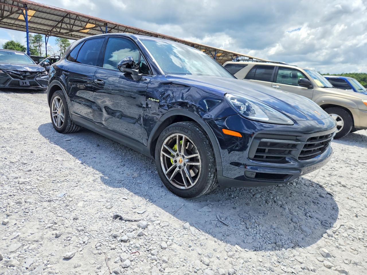 2019 PORSCHE CAYENNE S E-Hybrid
