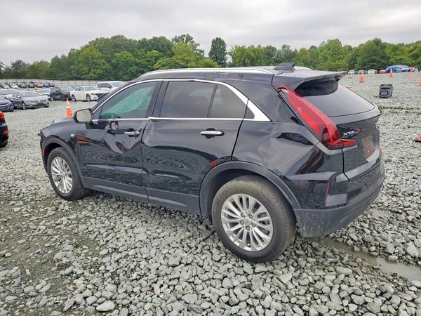 2024 CADILLAC XT4 Luxury