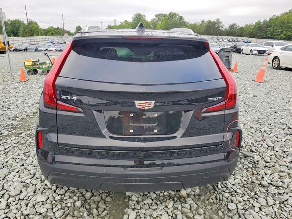 2024 CADILLAC XT4 Luxury