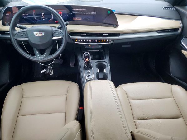 2024 CADILLAC XT4 Luxury