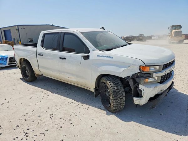2020 CHEVROLET SILVERADO Custom — Passenger 3/4