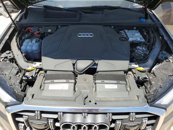 2025 AUDI Q7 quattro Premium Plus