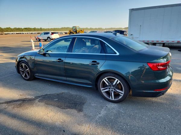 2017 AUDI A4 quattro Prestige