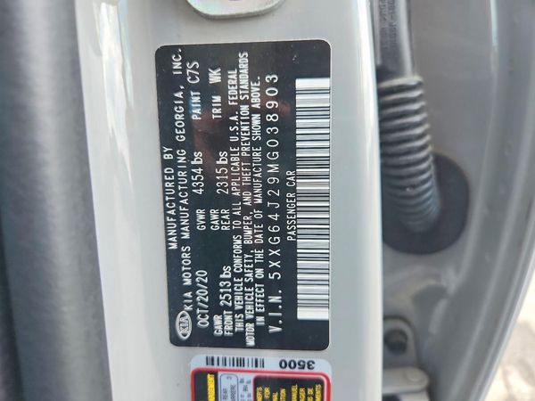 2021 KIA K5 GT-Line