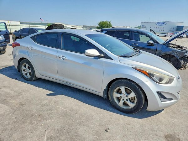 2014 HYUNDAI ELANTRA GLS (Middle)