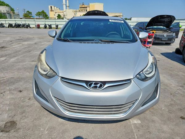 2014 HYUNDAI ELANTRA GLS (Middle)