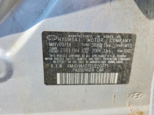 2014 HYUNDAI ELANTRA GLS (Middle)