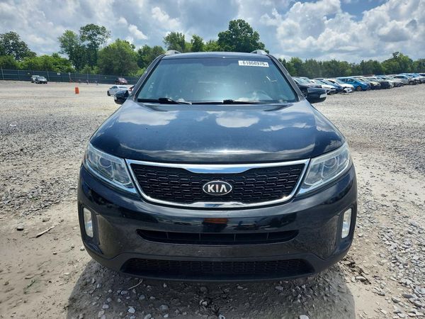 2015 KIA SORENTO GLS