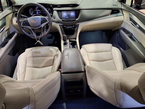 2018 CADILLAC XT5 Luxury