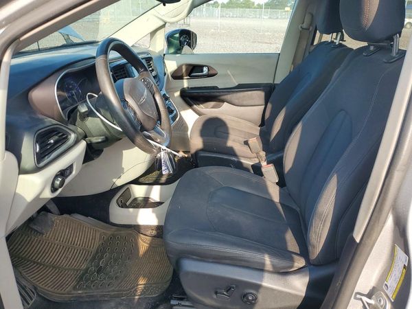 2017 CHRYSLER PACIFICA LX