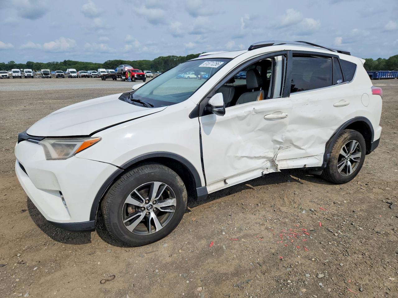 2017 TOYOTA RAV4 XLE