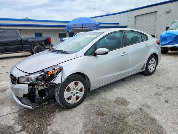2017 KIA FORTE