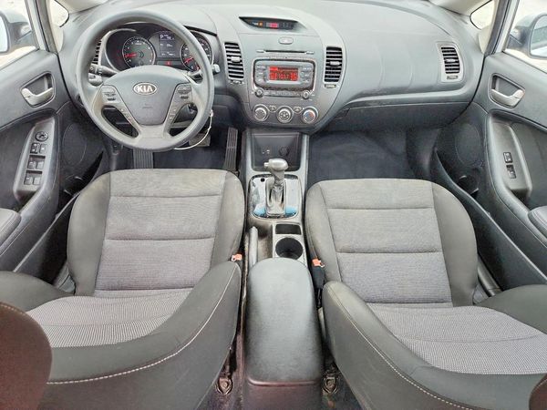 2017 KIA FORTE