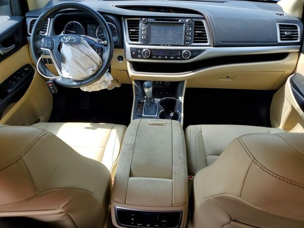 2018 TOYOTA HIGHLANDER SE/XLE