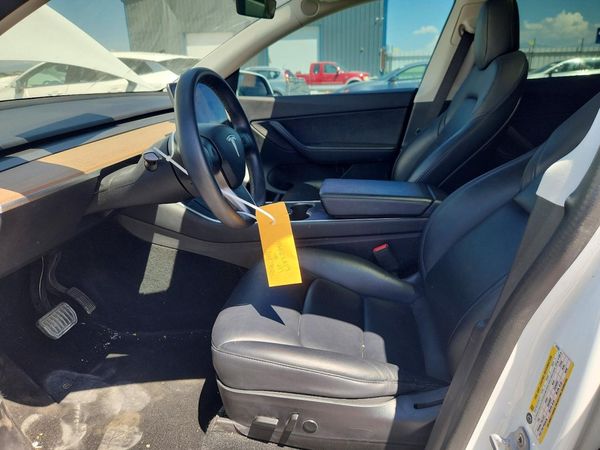 2020 TESLA MODEL Y