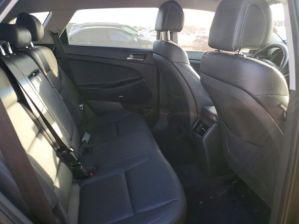 2018 HYUNDAI TUCSON