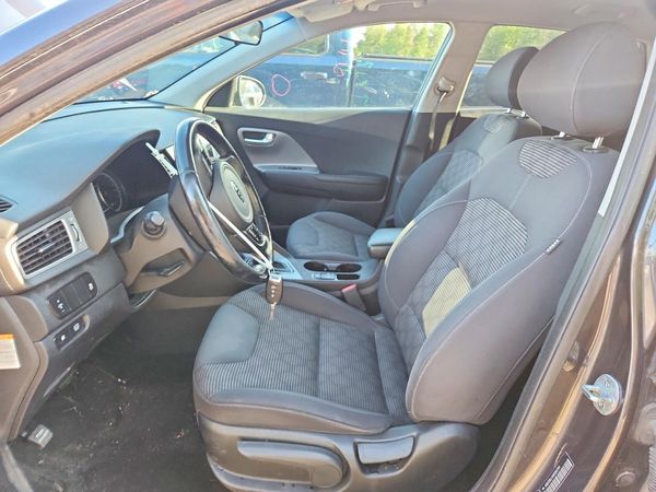 2017 KIA NIRO FE / LX / LX Tech