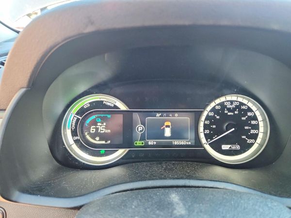 2017 KIA NIRO FE / LX / LX Tech