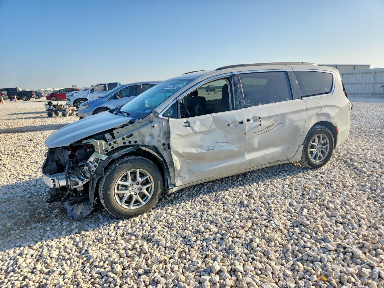 2021 CHRYSLER PACIFICA Touring
