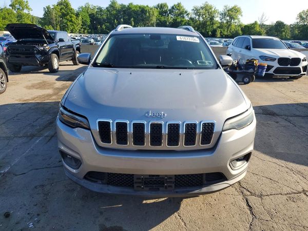 2019 JEEP CHEROKEE LATITUDE PLUS 4X4