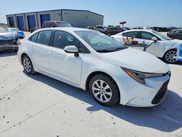 2021 TOYOTA COROLLA LE — Passenger 3/4