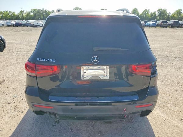 2020 MERCEDES-BENZ GLB GLB250