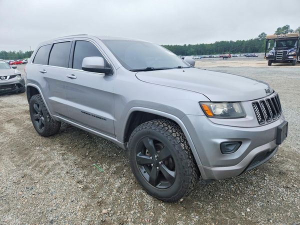2014 JEEP CHEROKEE Laredo — Passenger 3/4