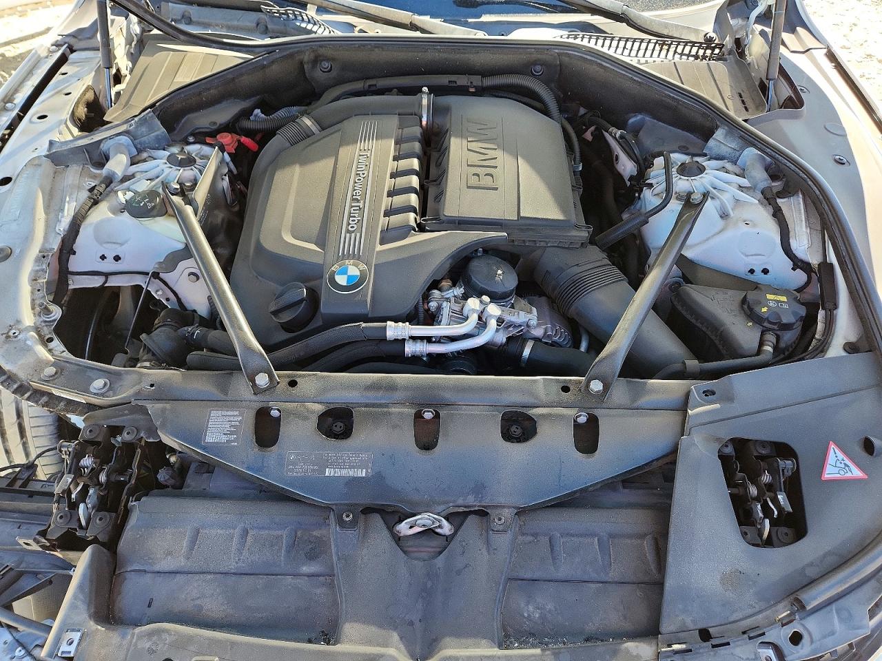 2015 BMW 740